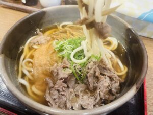 辨慶うどん：昔ながらの味を守り続ける、京都の隠れた名店