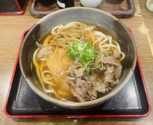 辨慶うどん：昔ながらの味を守り続ける、京都の隠れた名店