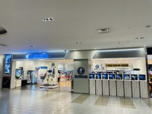 THE GUNDAM BASE SATELLITE 京都店: ガンプラの聖地へようこそ